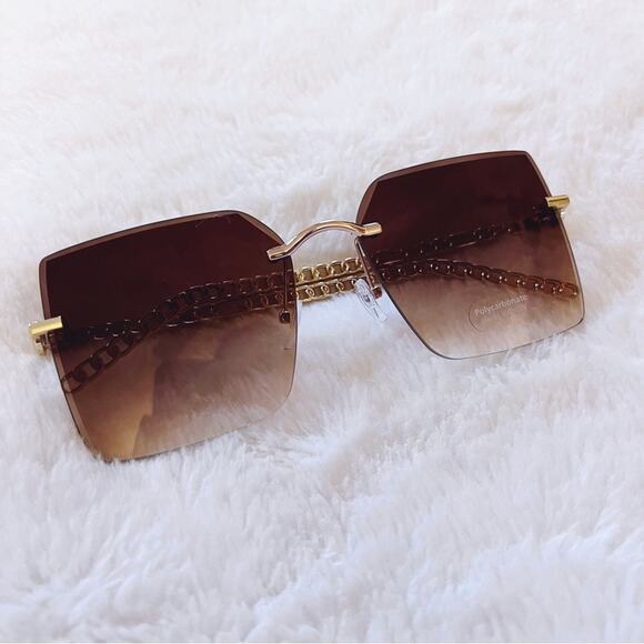 Skyla Brown & Tan Square Oversized Sunglasses - Picture 2 of 12